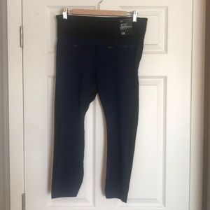 NWT 7/8 length workout leggings